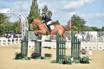 Nicole Lockhead Anderson and Billy Chill take the win in the National Grade C Championship Final